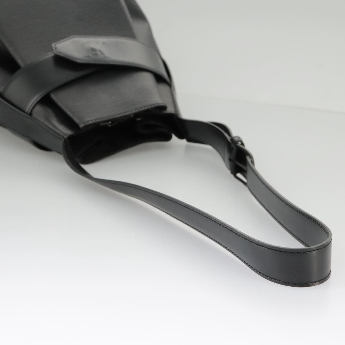 Louis Vuitton Vintage Sac d'Epaule Handbag Epi Leather, BLACK, LEATHER, Handbag