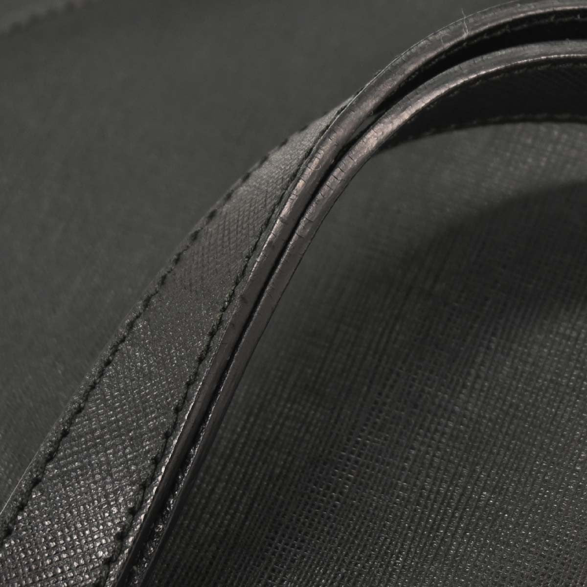 Salvatore Ferragamo Gancini Chain Shoulder bag Leather, BLACK, LEATHER, Shoulder bag