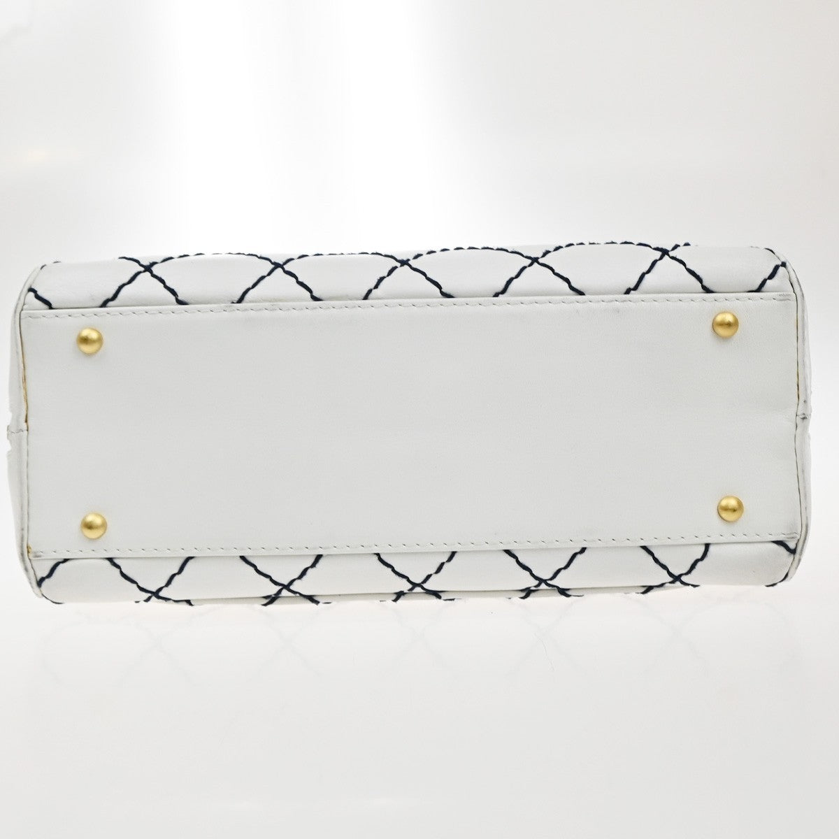 Chanel Surpique Zip Around Satchel Quilted Leather, WHITE, LEATHER, Tote bag