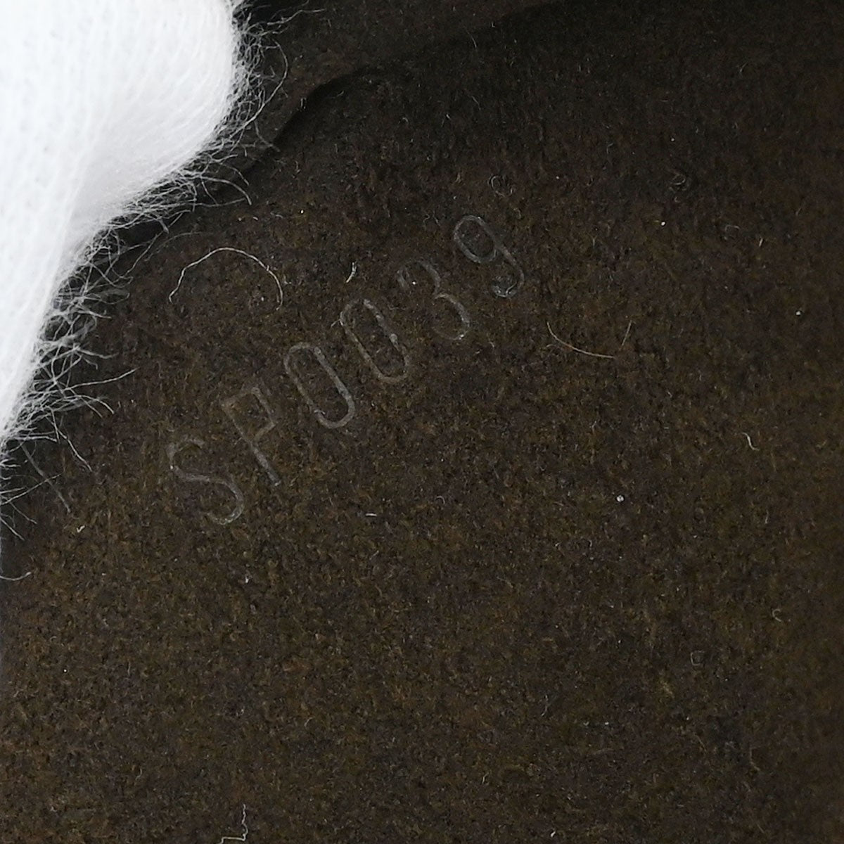 Louis Vuitton L Hobo Mahina Leather, BROWN, LEATHER, Handbag