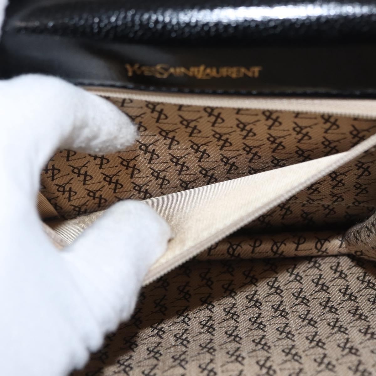 Saint Laurent Vintage Shoulder Bag Leather, BLACK, LEATHER, Shoulder bag