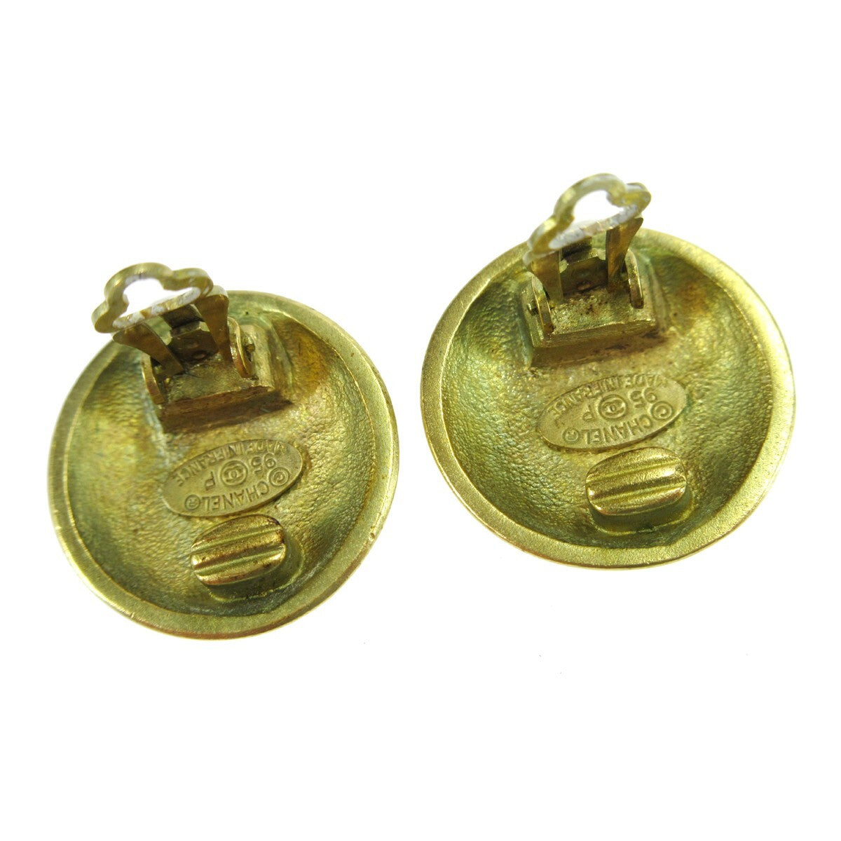 Chanel CC Button Clip-On Earrings Metal, GOLD, GOLD_PLATED, Earrings