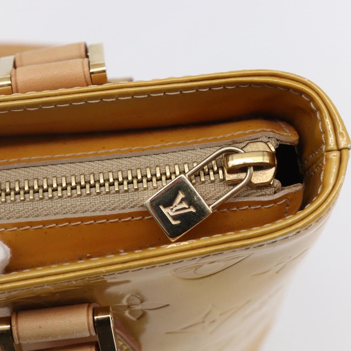 Louis Vuitton Houston Handbag Monogram Vernis, BEIGE, PATENT_LEATHER, Handbag