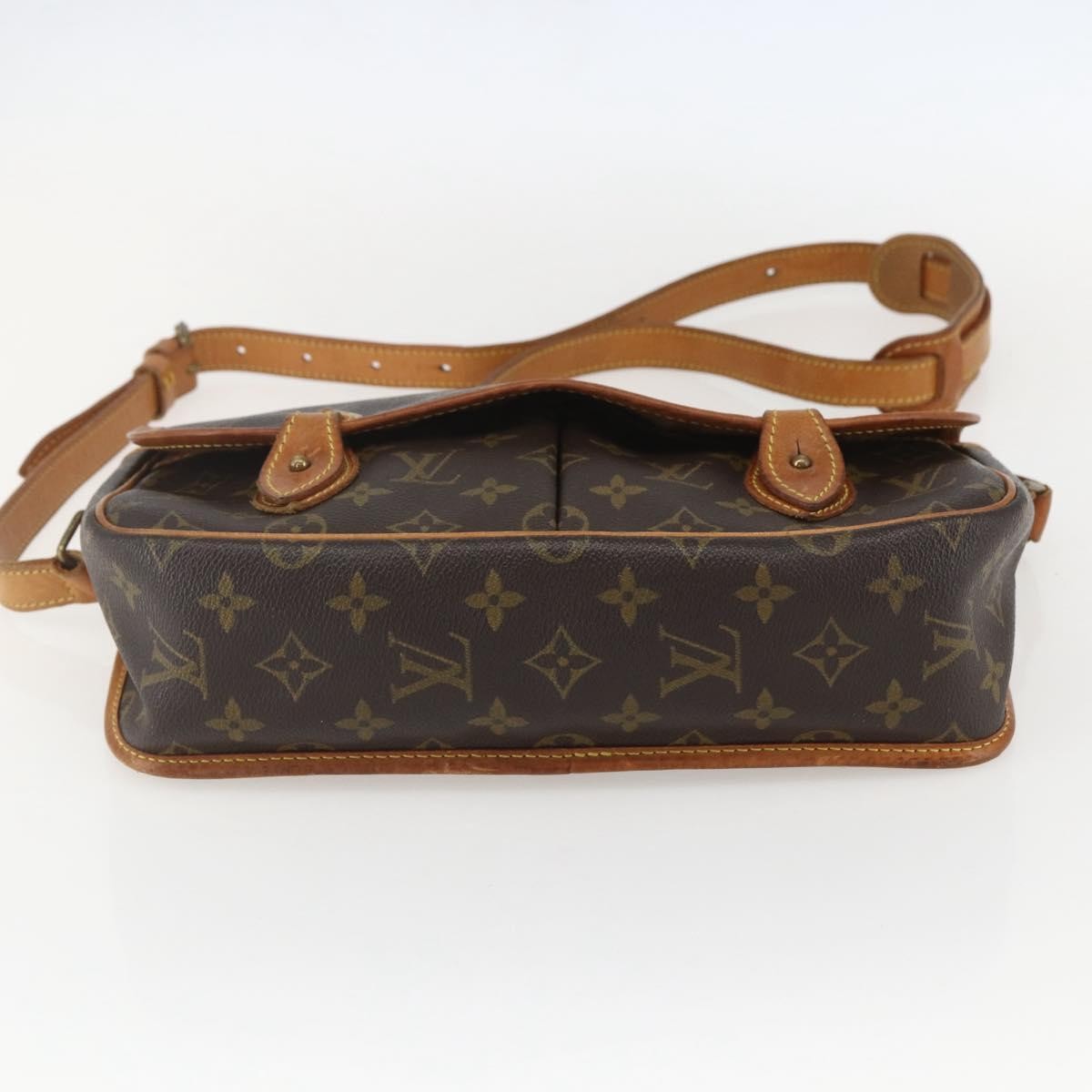 Louis Vuitton Sac Gibeciere Messenger Bag Monogram Canvas, BROWN, CANVAS, Shoulder bag