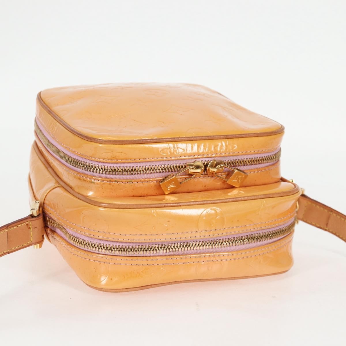 Louis Vuitton Wooster Handbag Monogram Vernis, BEIGE, PATENT_LEATHER, Handbag