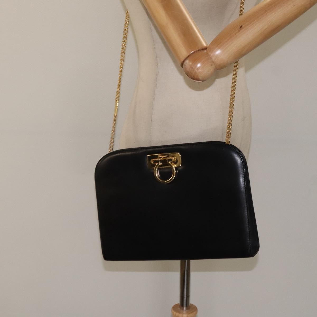 Salvatore Ferragamo Vintage Gancini Chain Shoulder Bag Leather, BLACK, LEATHER, Shoulder bag