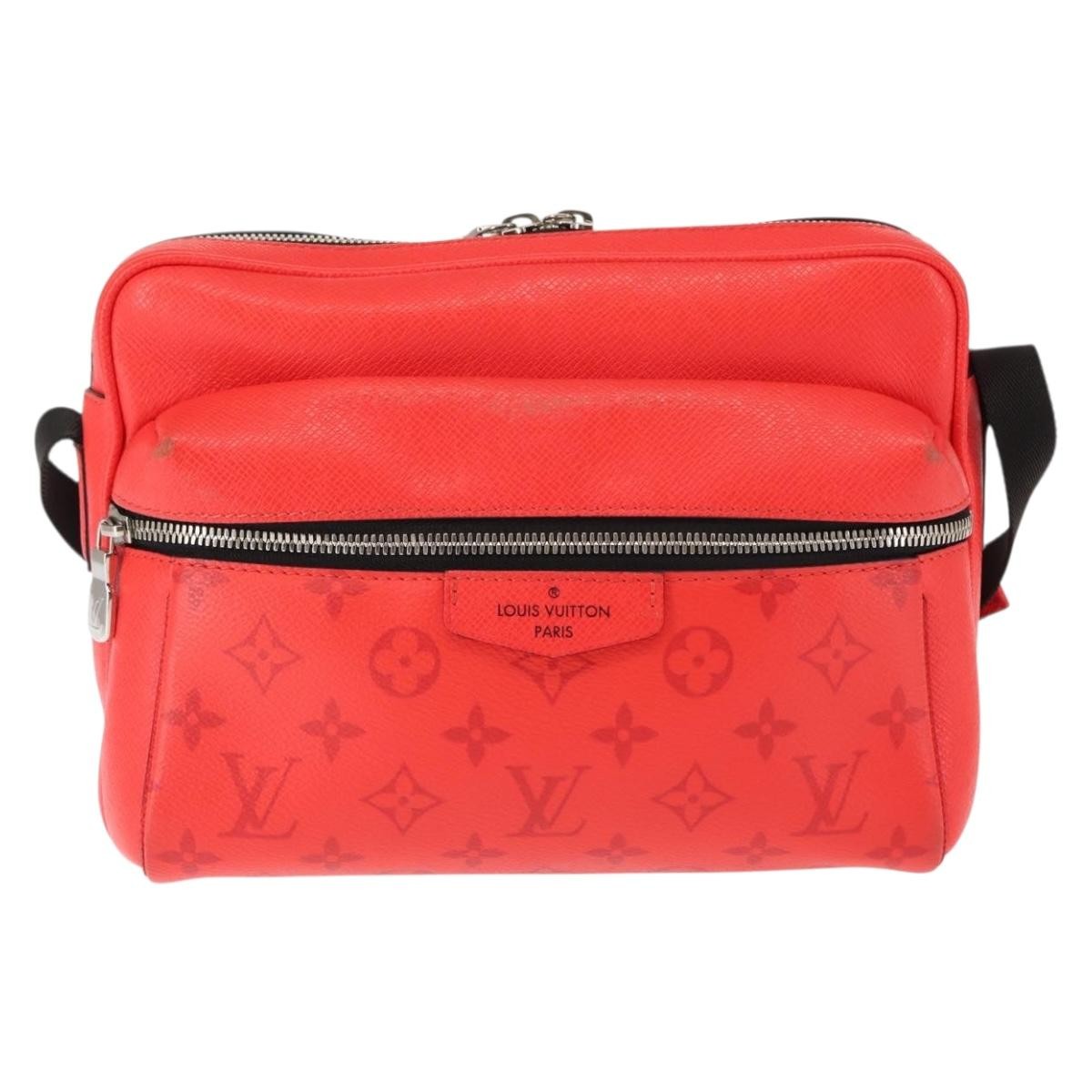 Louis Vuitton Outdoor Messenger Bag Taiga Leather, RED, LEATHER, Crossbody bag