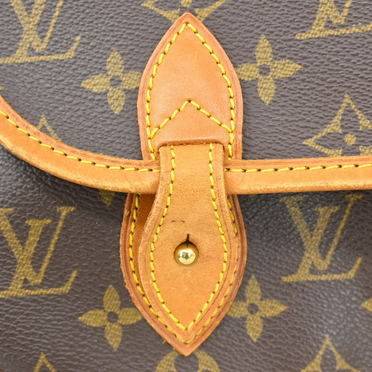 Louis Vuitton Sac Gibeciere Messenger Bag Monogram Canvas, Brown, Canvas, Shoulder Bag