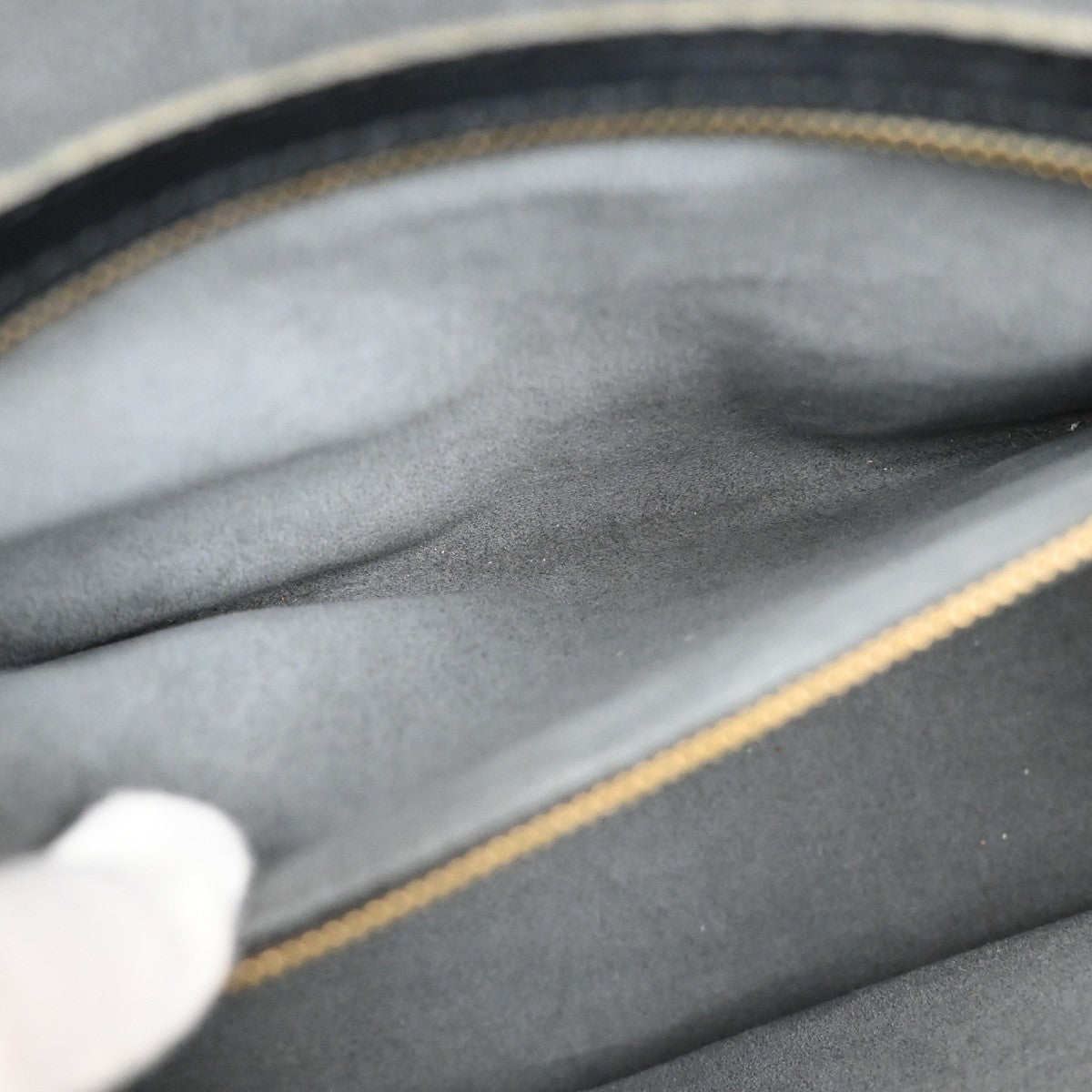 Louis Vuitton Lussac Handbag Epi Leather, BLACK, LEATHER, Shoulder bag