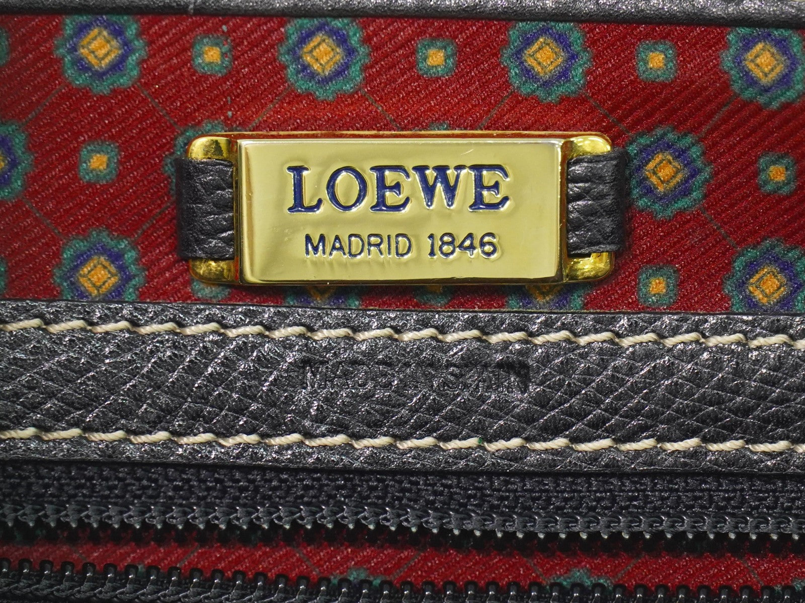 Loewe Anagram Shoulder Bag Leather, Black, Leather, Shoulder Bag