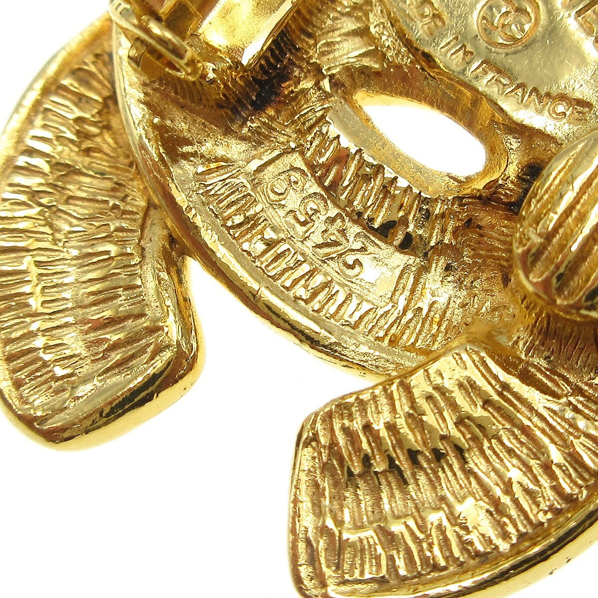 Chanel CC Clip-On Earrings Metal, GOLD, GOLD_PLATED, Earrings