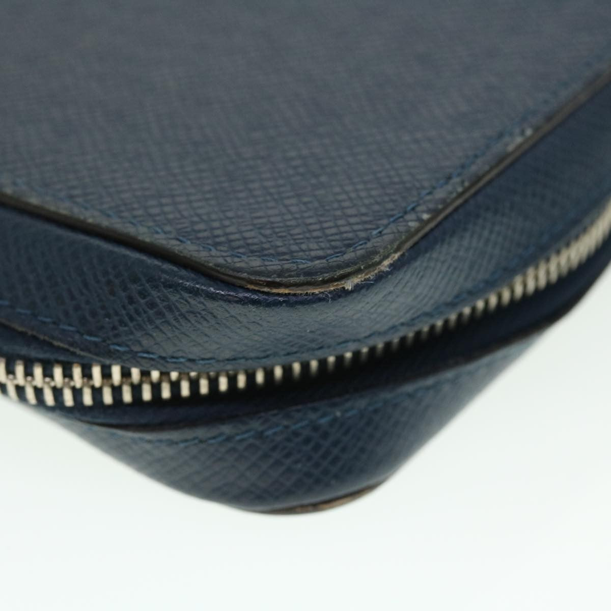Louis Vuitton Zippy XL Taiga Leather, Navy, Leather, Wallet