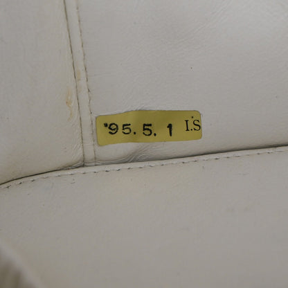 Chanel Classic Vanity Case Quilted Caviar, WHITE, LEATHER, Toiletry Case