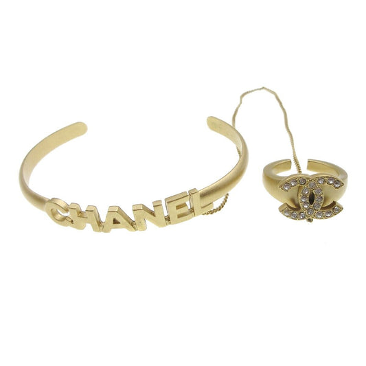 Chanel Logo Bangle with Chain Attached CC Ring Metal with Crystal, GOLD, GOLD_PLATED, Bracelet