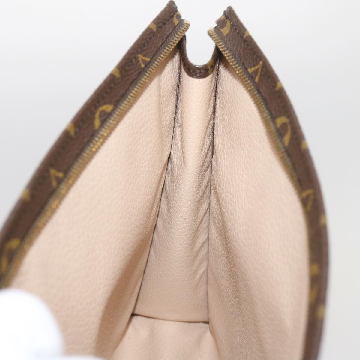 Louis Vuitton Poche Toilette NM Monogram Canvas, BROWN, CANVAS, Toiletry Case
