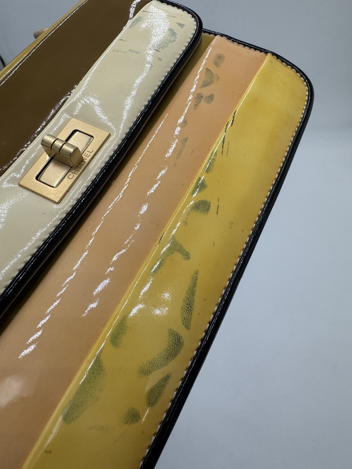 Chanel Chain Shoulder Bag Patent leather, GOLD, PATENT_LEATHER, Shoulder bag