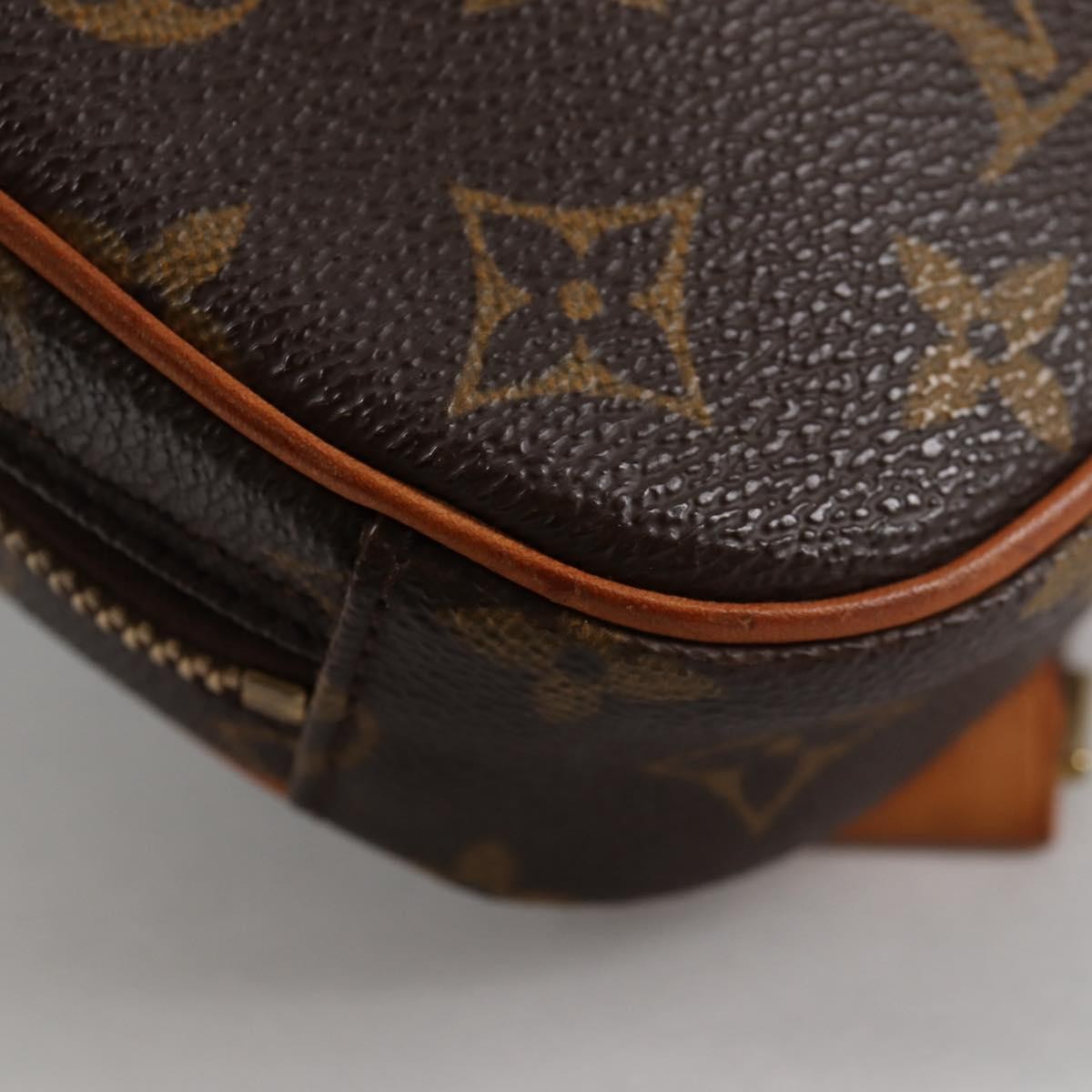 Louis Vuitton Pochette Gange Monogram Canvas, BROWN, CANVAS, Clutche & pouche