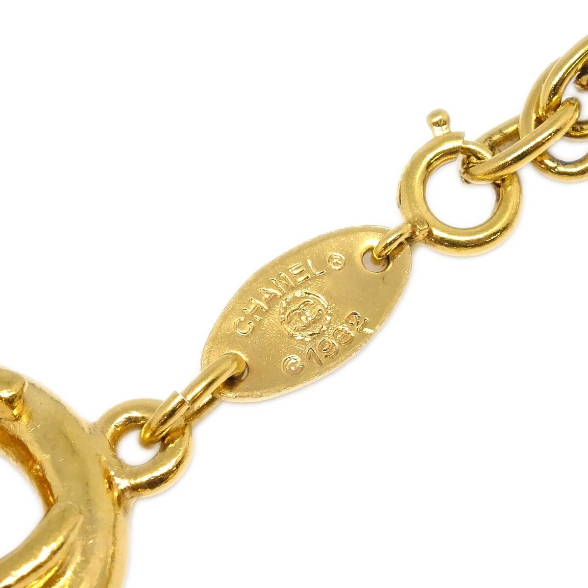 Chanel CC Cutout Round Bracelet Metal, GOLD, GOLD_PLATED, Bracelet