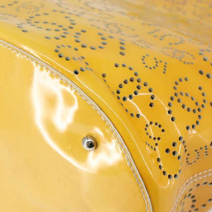 Chanel CC No.5 Shopping Tote Perforated Patent, YELLOW, PATENT_LEATHER, Tote bag