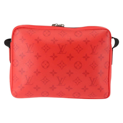 Louis Vuitton Outdoor Messenger Bag Taiga Leather, RED, LEATHER, Crossbody bag