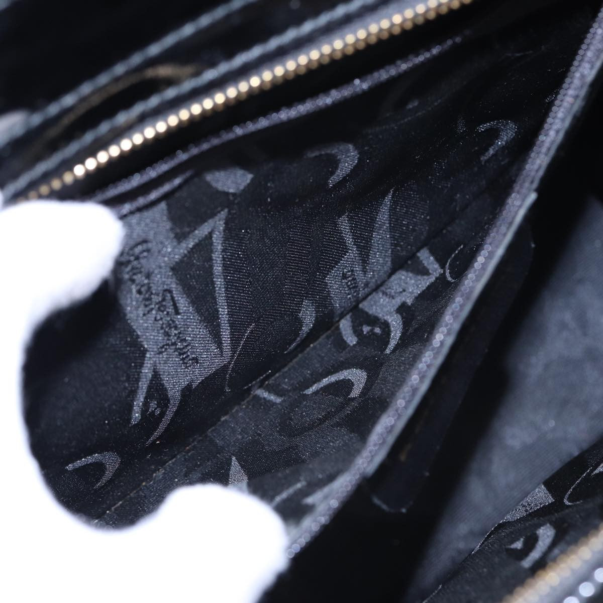 Salvatore Ferragamo Vala Shoulder Bag Patent Leather, BLACK, PATENT_LEATHER, Shoulder bag