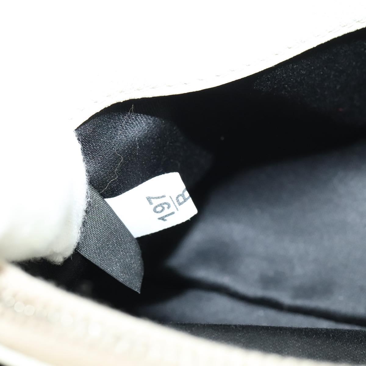 Miu Miu Crystal 2way Pouch Matelasse Leather, WHITE, LEATHER, Shoulder bag