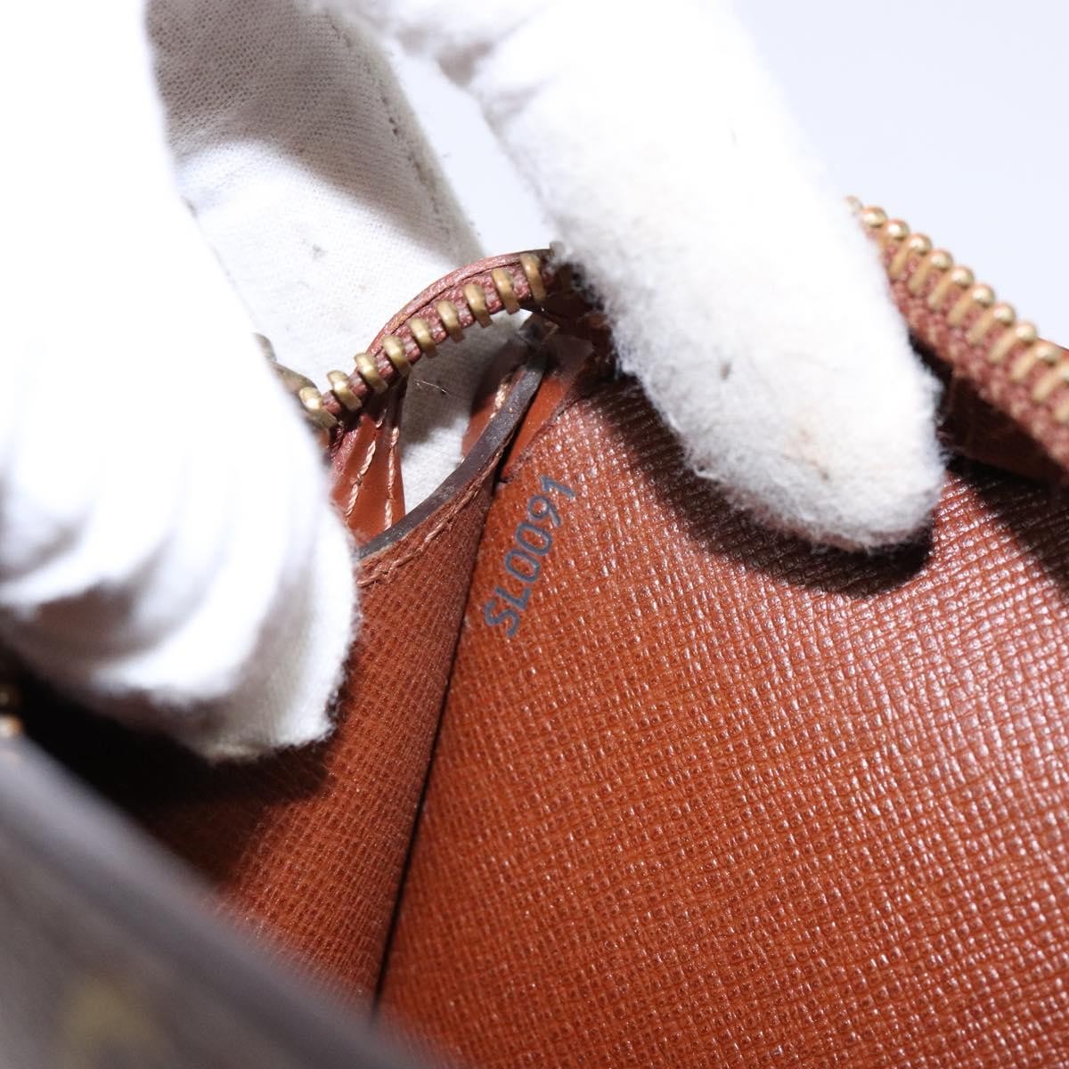 Louis Vuitton Pochette Homme Monogram Canvas, BROWN, CANVAS, Clutche & pouche