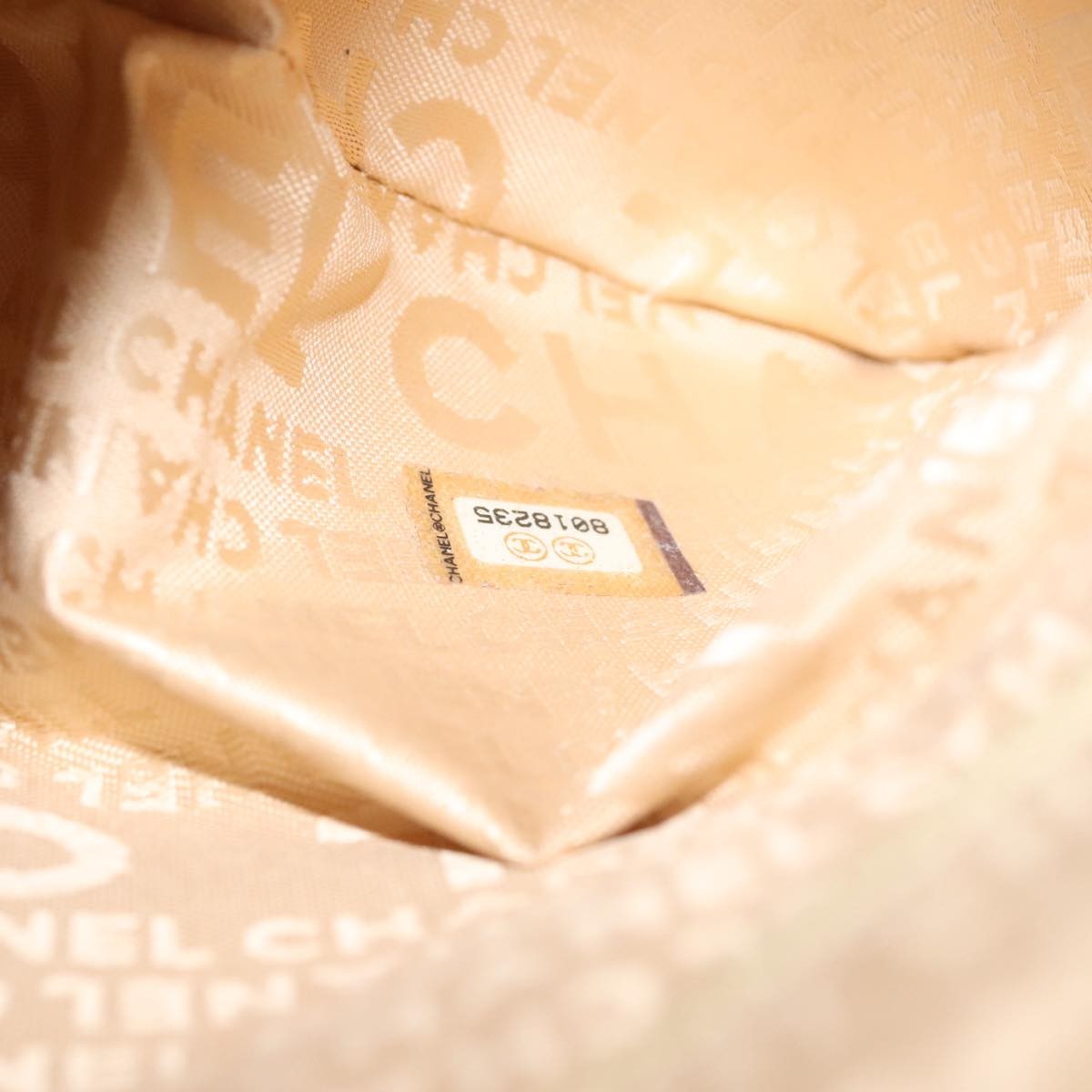 Chanel Chocolate Bar CC Shoulder Bag Quilted Leather, WHITE, LEATHER, Shoulder bag