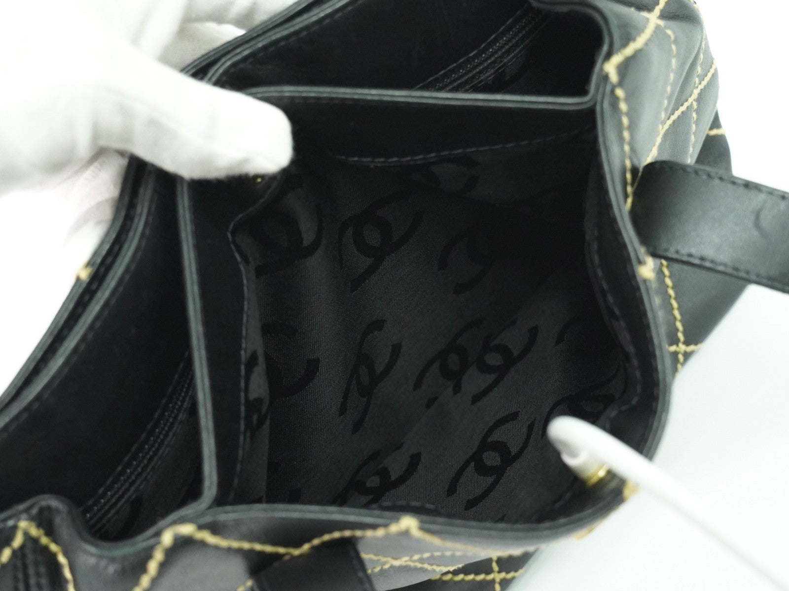 Chanel Surpique Tote Quilted Leather, BLACK, LEATHER, Handbag