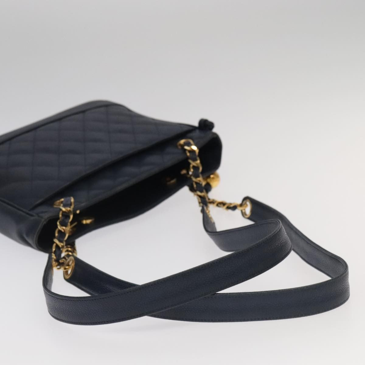 Chanel Vintage Stitched CC Shoulder Bag Caviar, NAVY, LEATHER, Shoulder bag