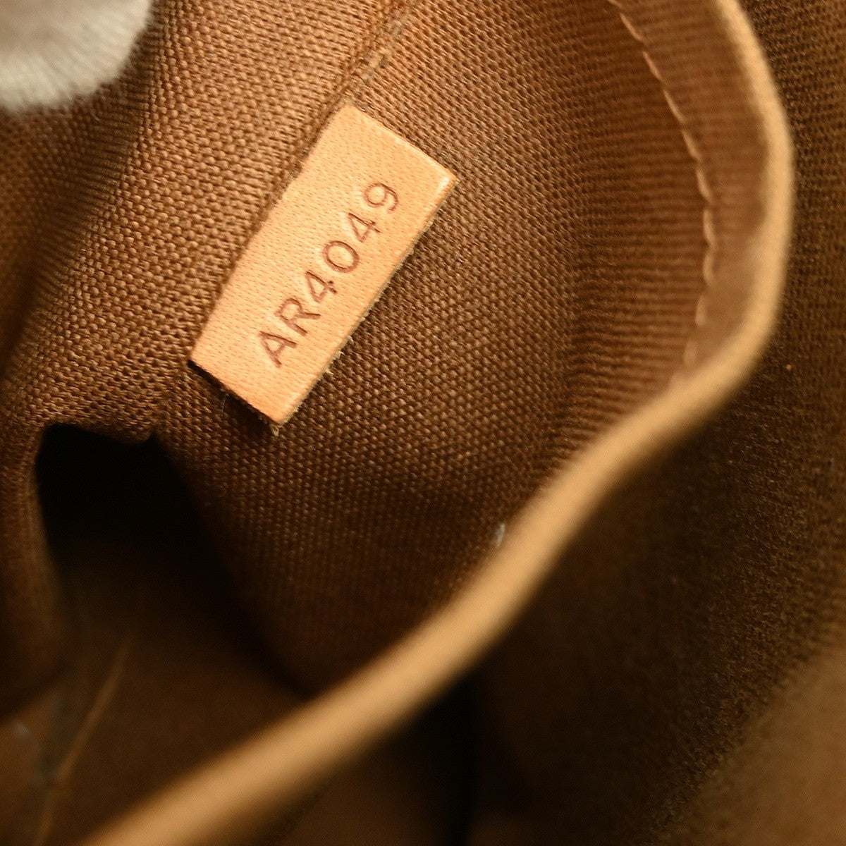 Louis Vuitton Tivoli Handbag Monogram Canvas, BROWN, CANVAS, Handbag