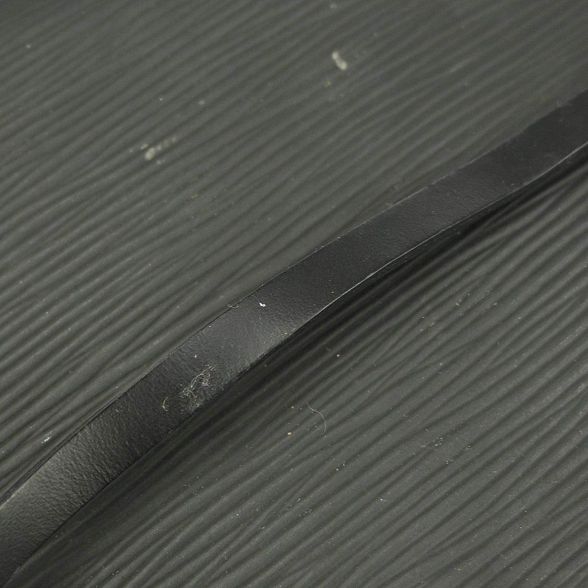 Louis Vuitton Pochette Accessoires Epi Leather, BLACK, LEATHER, Clutche & pouche