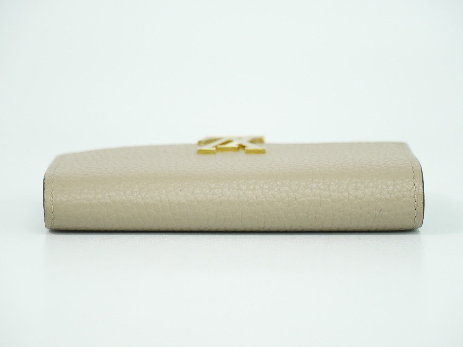 Louis Vuitton Capucines Compact wallet Leather, BEIGE, LEATHER, Wallets