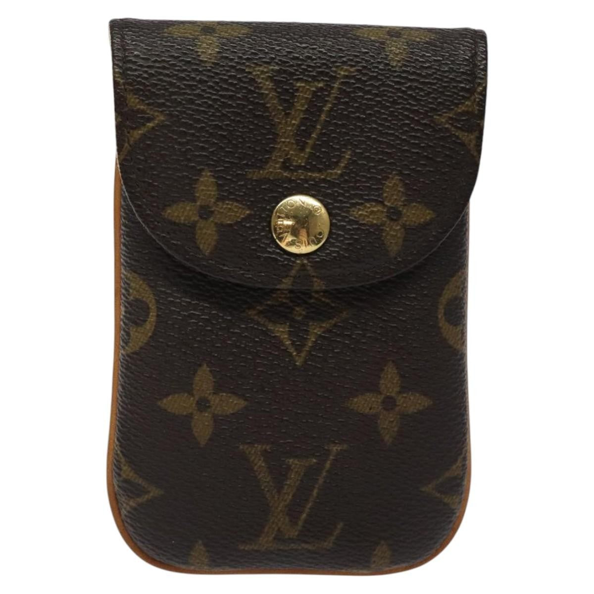 Louis Vuitton Étui Téléphone Monogram Canvas, BROWN, CANVAS, Tech accessory