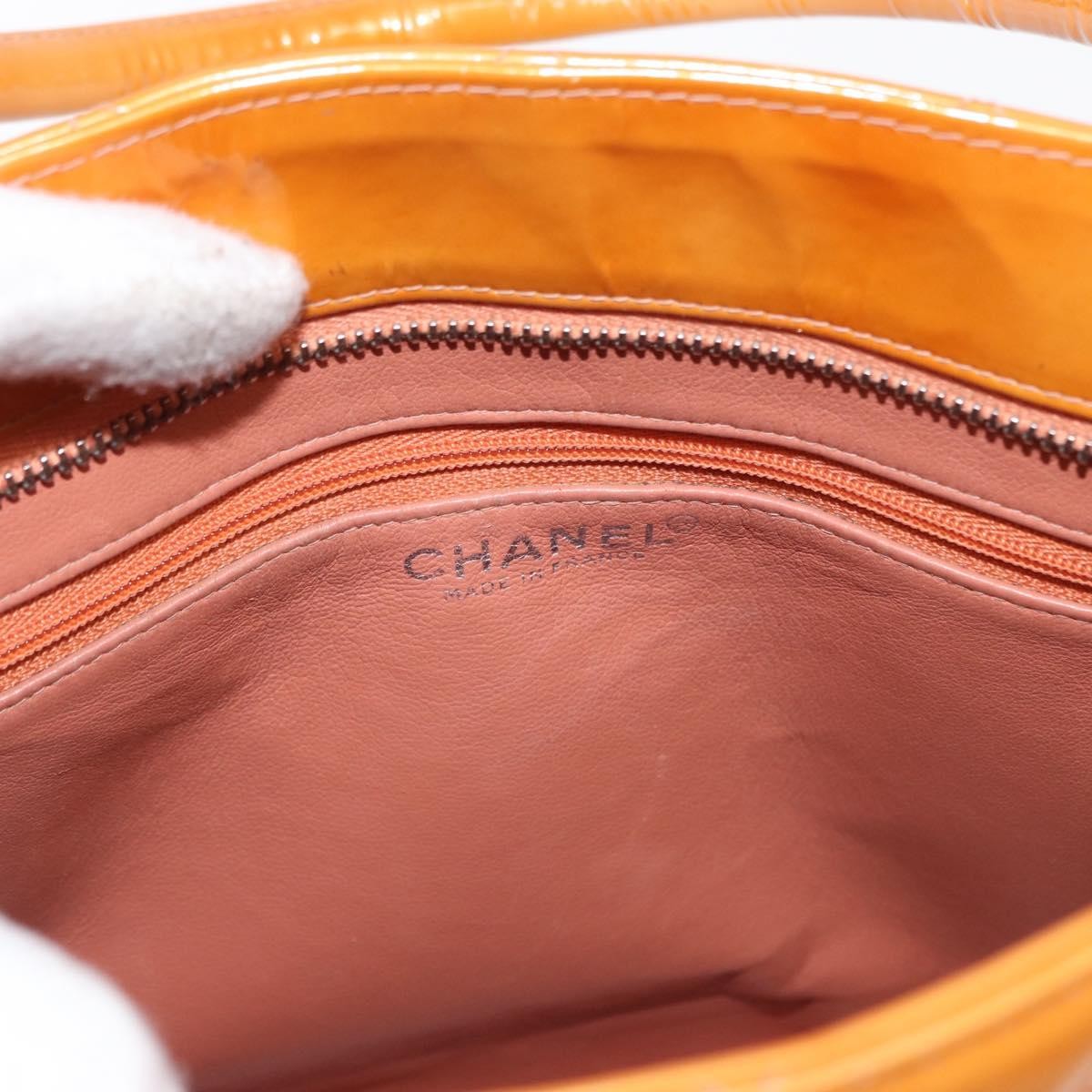 Chanel Medallion Tote Quilted Patent, BEIGE, PATENT_LEATHER, Tote bag