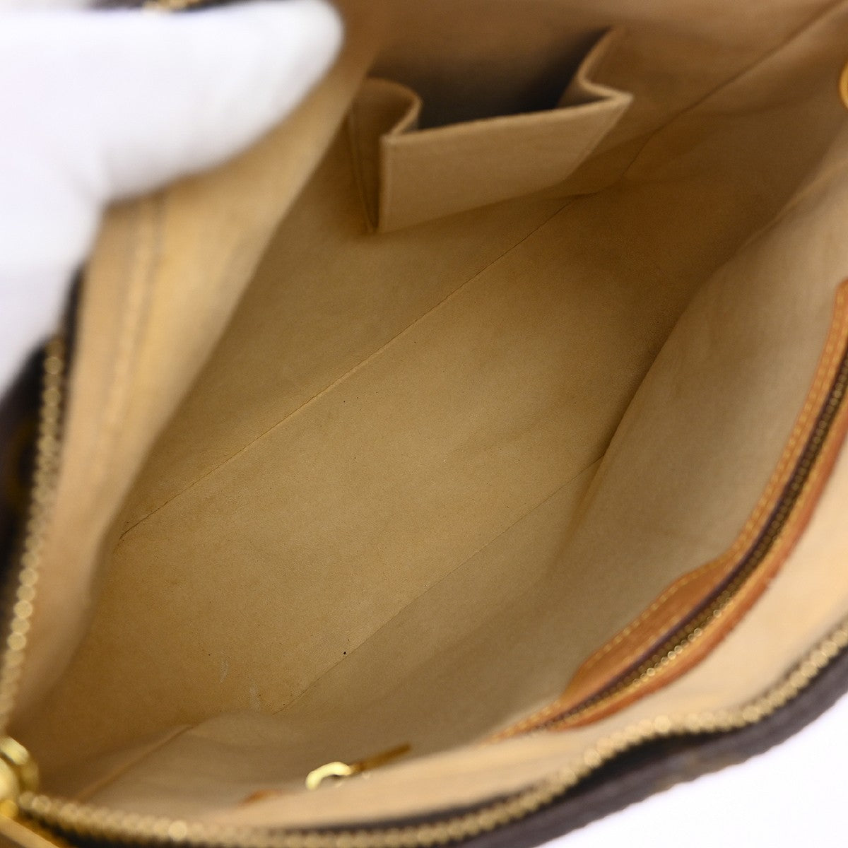 Louis Vuitton Monogram Looping Handbag Monogram Canvas, Brown, Canvas, Shoulder Bag