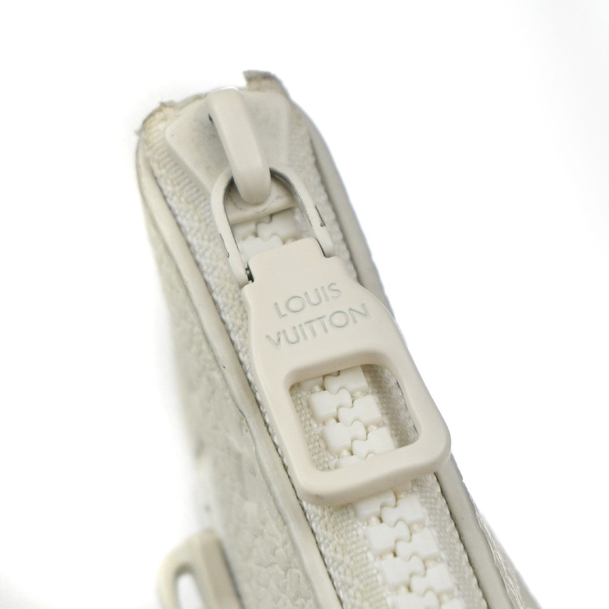 Louis Vuitton Pochette A4 Monogram Taurillon Leather, WHITE, LEATHER, Clutche & pouche