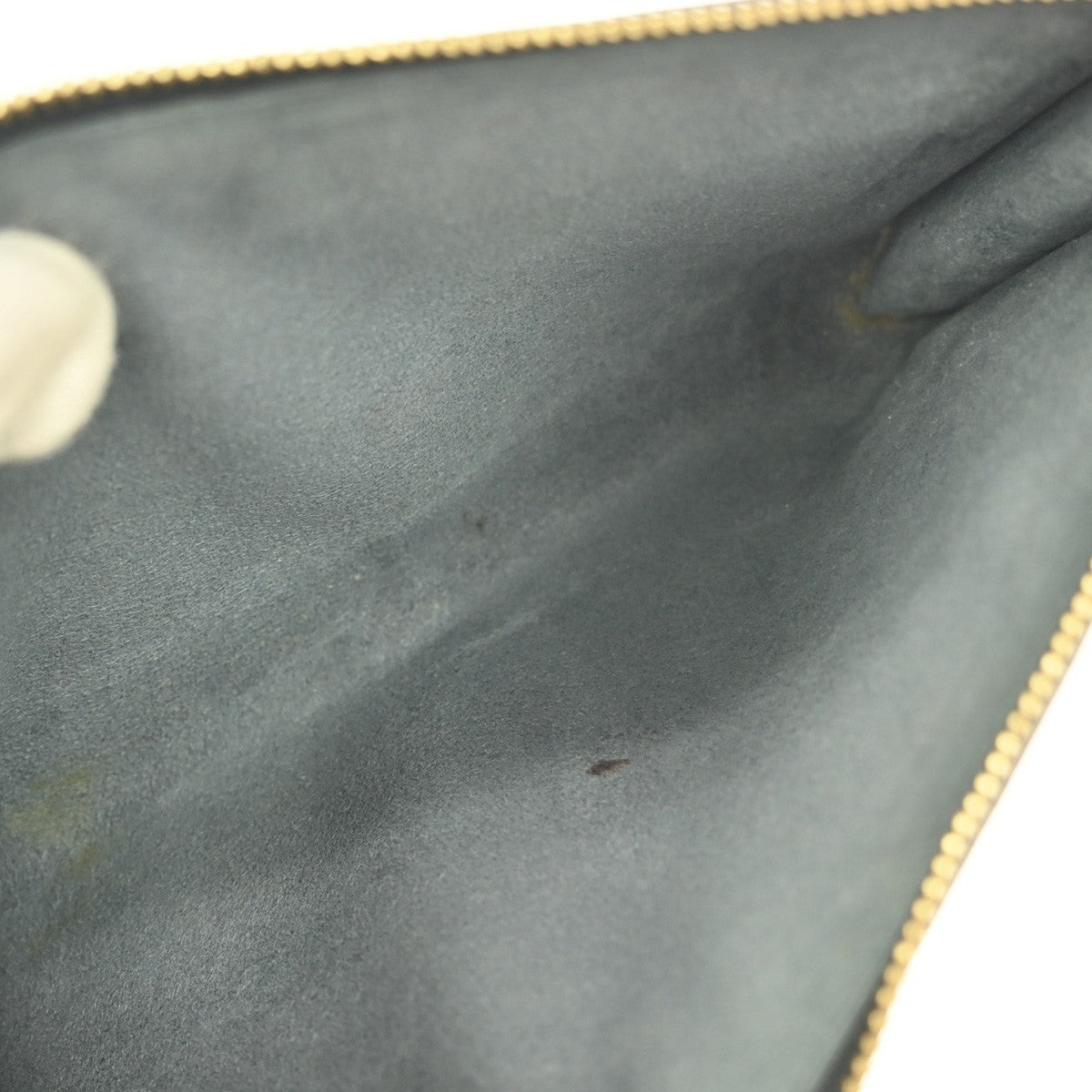 Louis Vuitton Pochette Accessoires Epi Leather, BLACK, LEATHER, Clutche & pouche