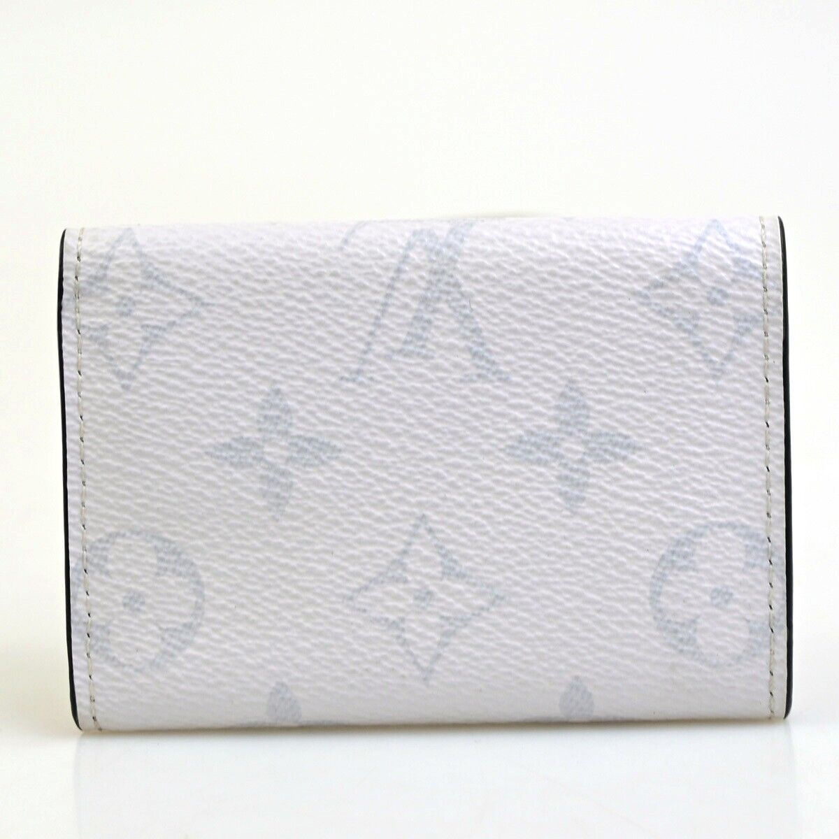 Louis Vuitton Discovery Wallet Monogram Taigarama, WHITE, LEATHER, Wallets