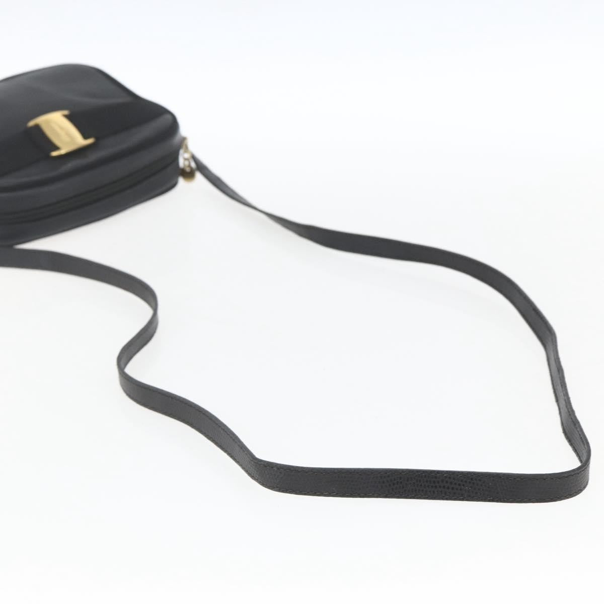 Salvatore Ferragamo Vala Shoulder Bag Leather, BLACK, LEATHER, Shoulder bag