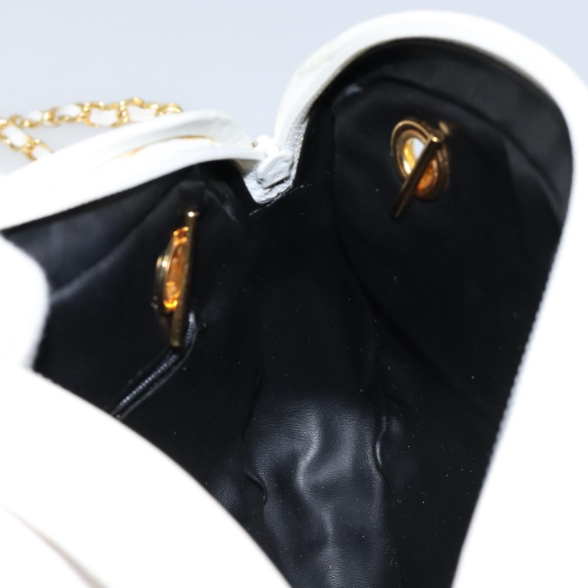 Bally Vintage Chain Shoulder Bag Quilted Leather, WHITE, LEATHER, Shoulder bag