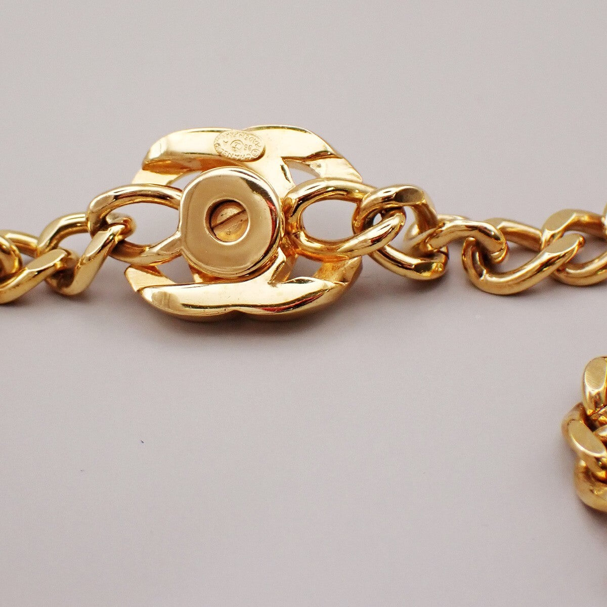 Chanel Vintage Turnlock Reissue Chain Necklace Metal, GOLD, GOLD_PLATED, Necklace
