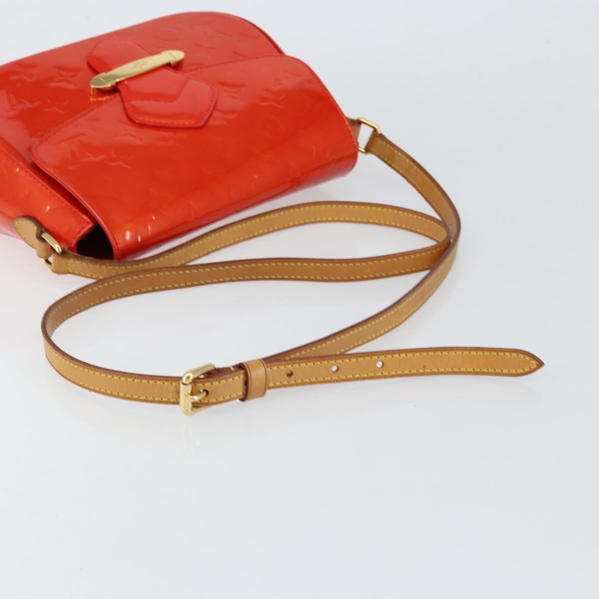 Louis Vuitton Bellflower Handbag Monogram Vernis, RED, PATENT_LEATHER, Shoulder bag