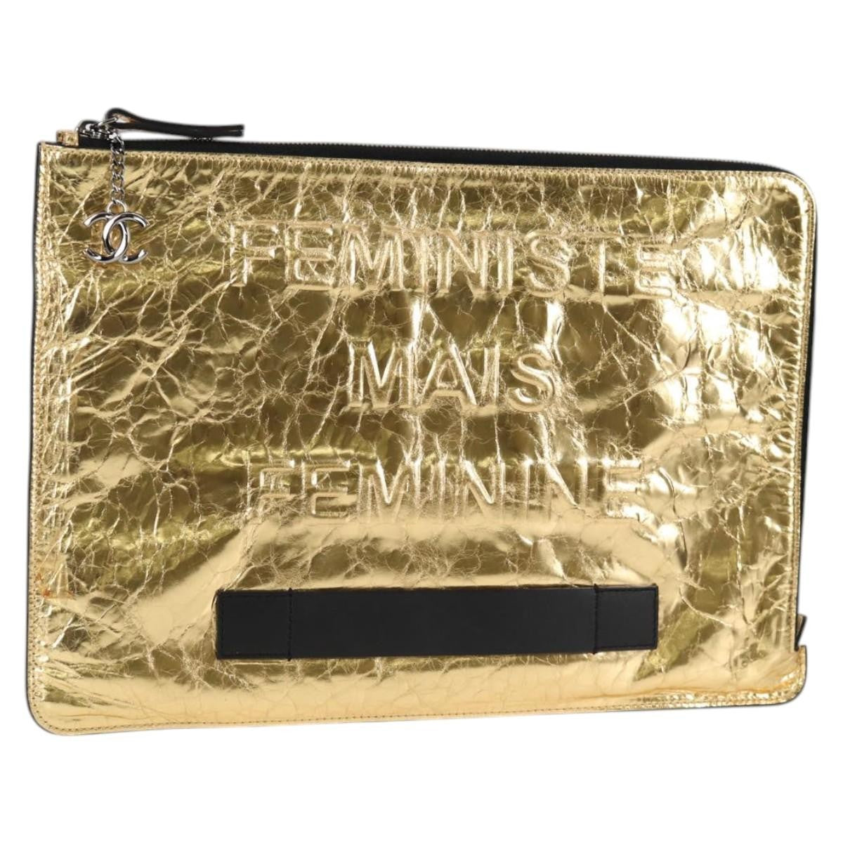 Chanel Feminine Pouch Crinkled Leather, GOLD, LEATHER, Clutche & pouche