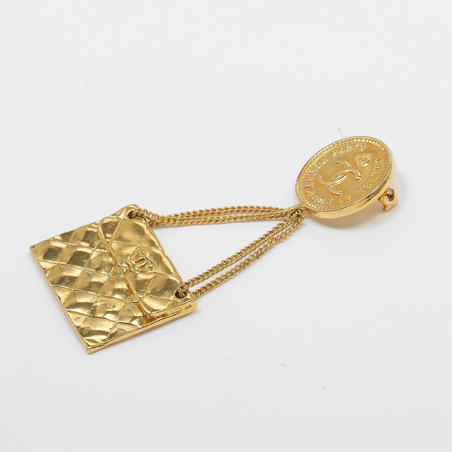 Chanel Vintage Medallion Flap Bag Brooch Metal, GOLD, GOLD_PLATED, Brooch