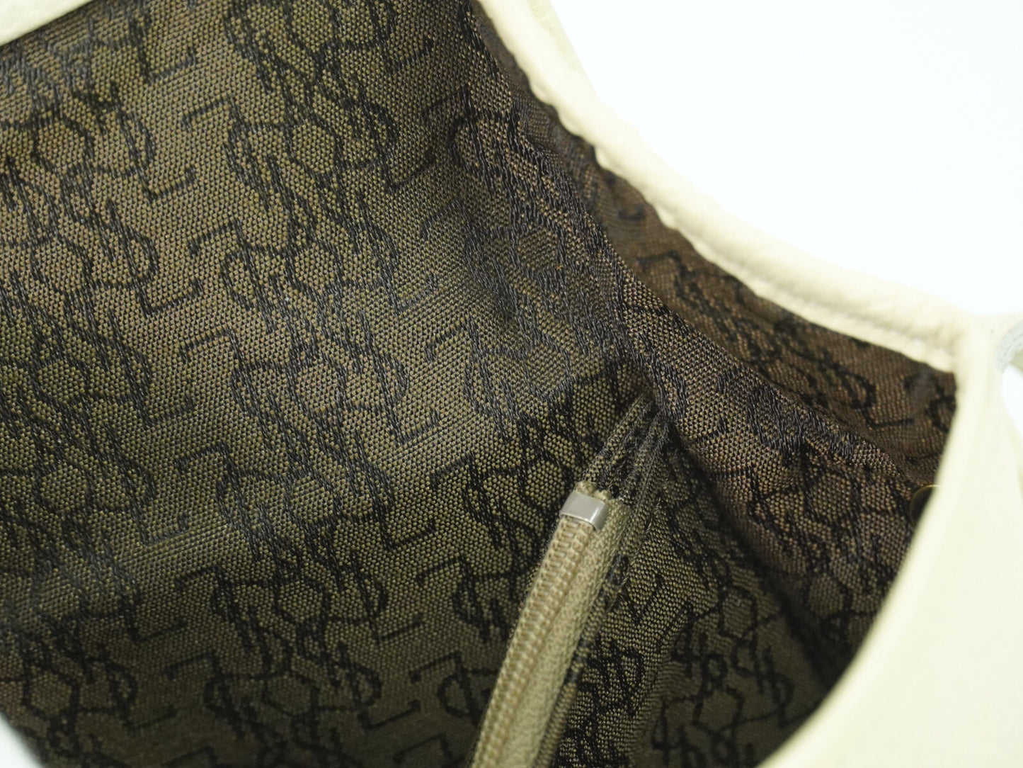 Saint Laurent Vintage Flap Crossbody Bag Leather, ECRU, LEATHER, Shoulder bag