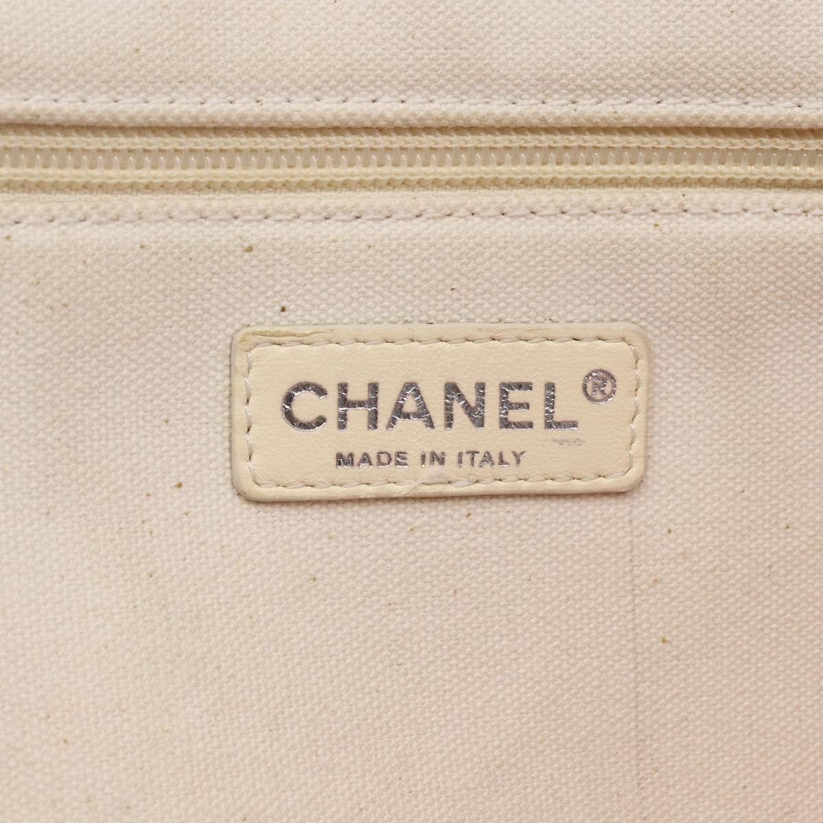 Chanel Cruise Tote Printed Canvas, BEIGE, CANVAS, Tote bag