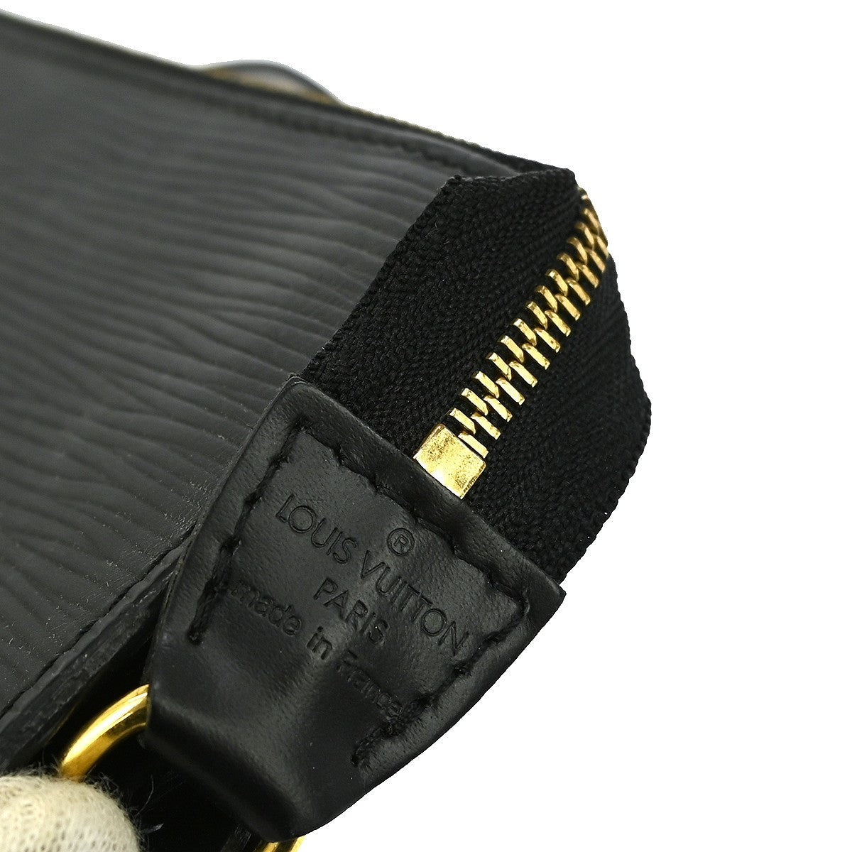 Louis Vuitton Pochette Accessoires Epi Leather, BLACK, LEATHER, Clutche & pouche