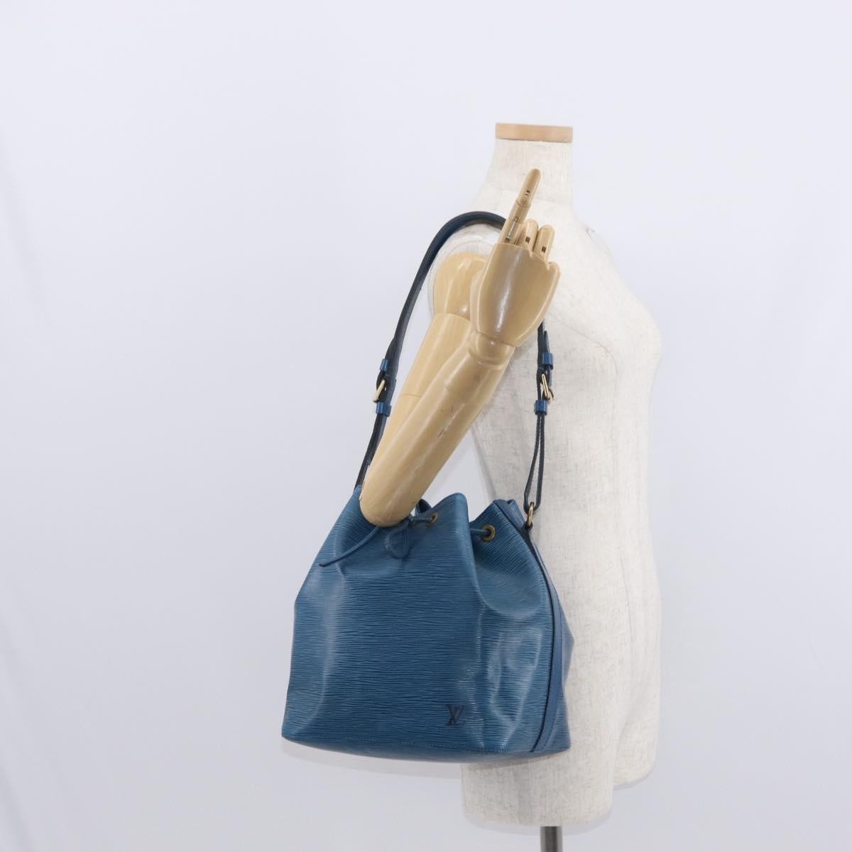 Louis Vuitton Petit Noe Handbag Epi Leather, BLUE, LEATHER, Shoulder bag