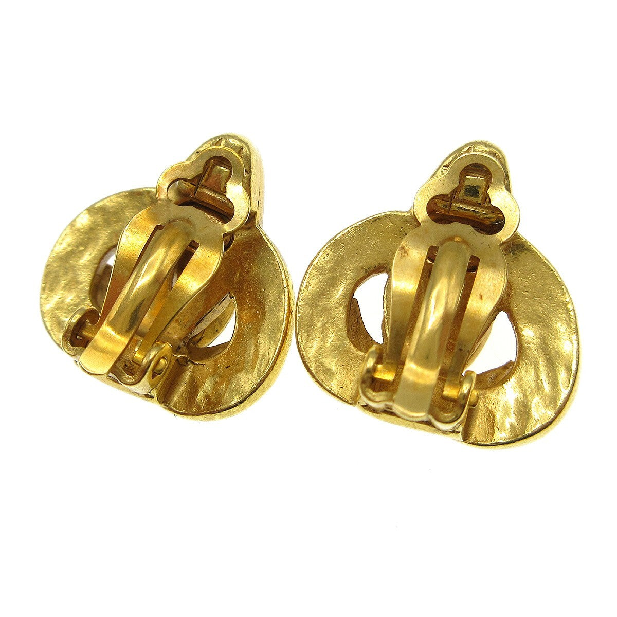 Chanel Vintage CC Heart Clip-On Earrings Metal, GOLD, GOLD_PLATED, Earrings